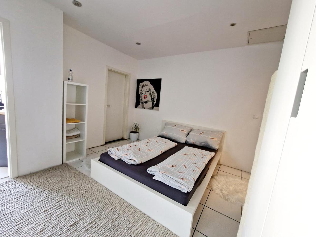 Gruppenfreundliches Apartment 黑措根奥拉赫 外观 照片